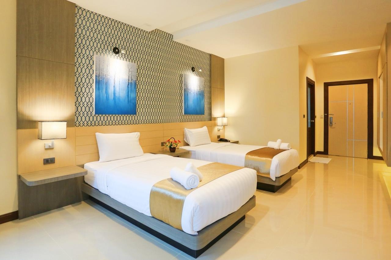 Ibiz Boutique Hotel Nakhon Si Thammarat Buitenkant foto
