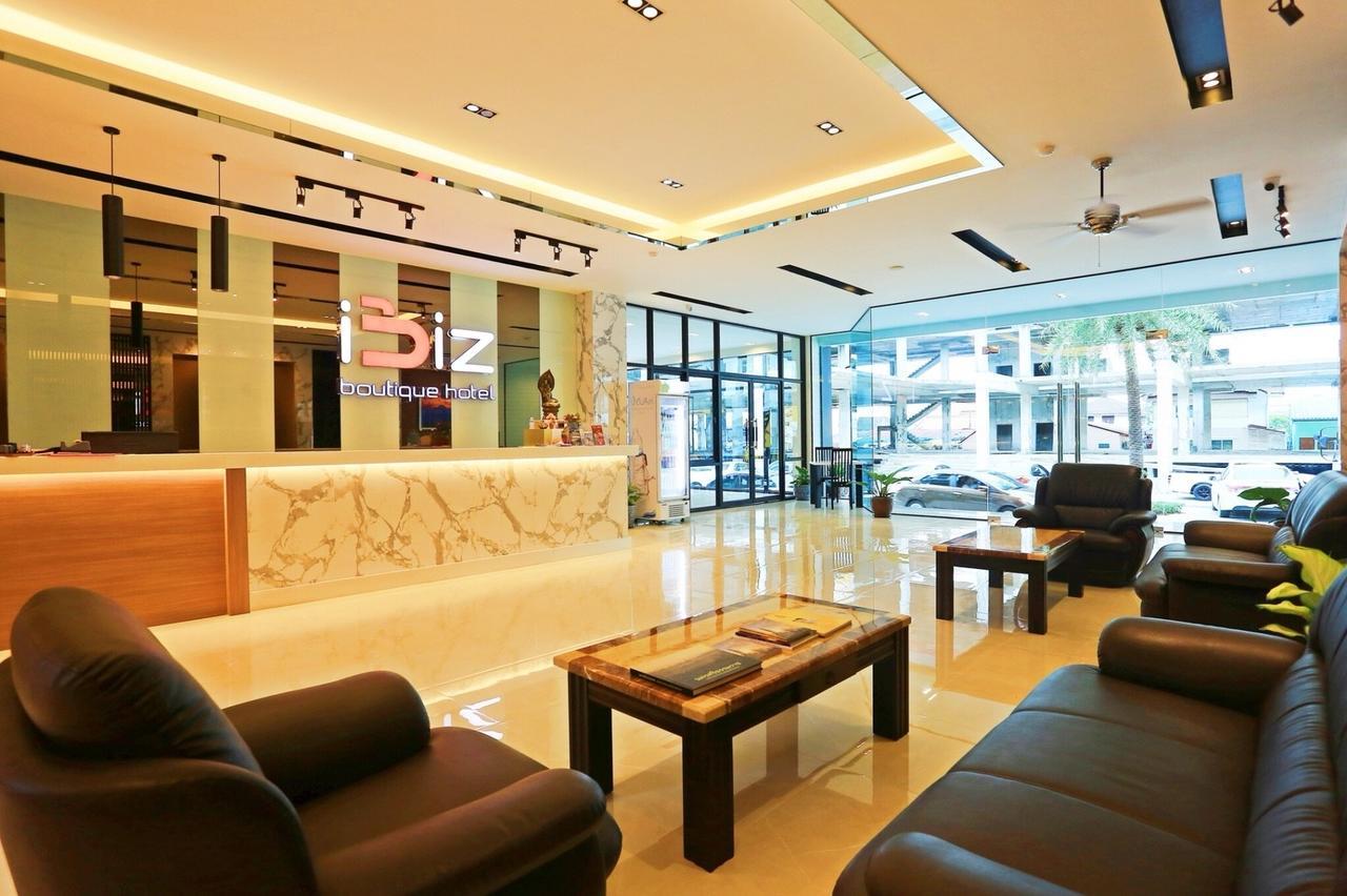 Ibiz Boutique Hotel Nakhon Si Thammarat Buitenkant foto