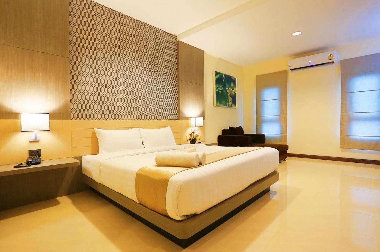 Ibiz Boutique Hotel Nakhon Si Thammarat Buitenkant foto